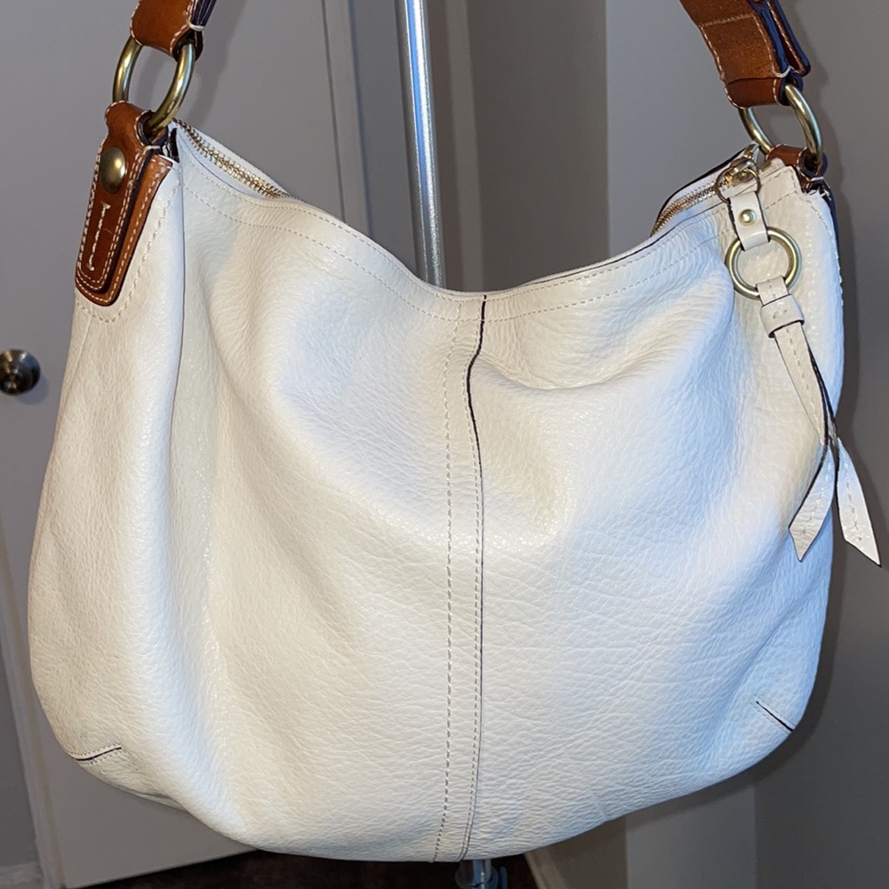 Vintage Coach White Leather Hobo